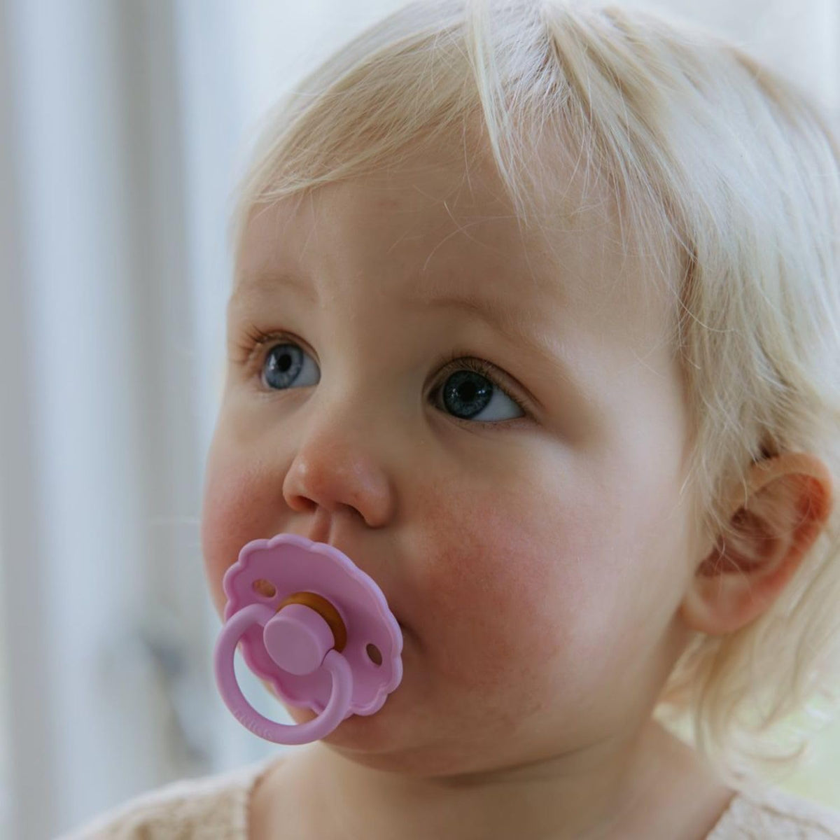 FRIGG SilkySoft Silicone Baby Pacifier 4-Pack Snowflake Dream | Made in Denmark | BPA-Free (0-6 Months)