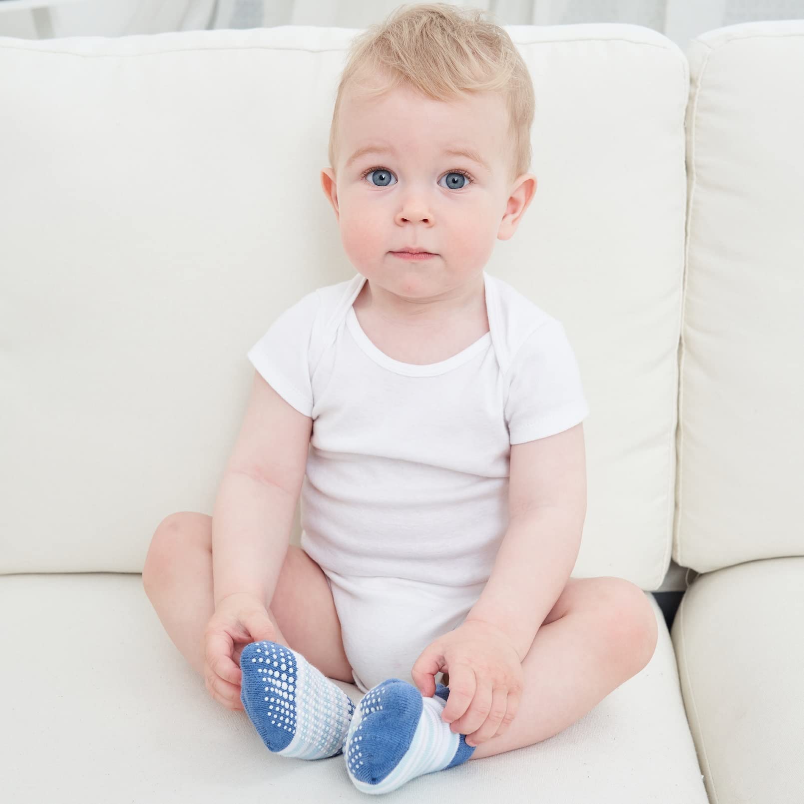 ZAPLES Baby Boys Non Slip Grip Ankle Socks with Non Skid Soles for Infants Toddlers Kids, Boy Stripes, 4-7 Years