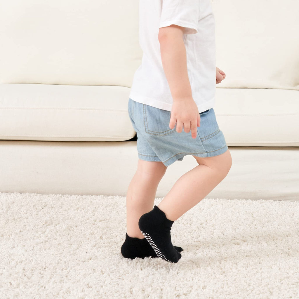 Zaples Baby Non Slip Grip Ankle Socks with Non Skid Soles for Infants Toddlers Kids Boys Girls, Black, 0-6 Months