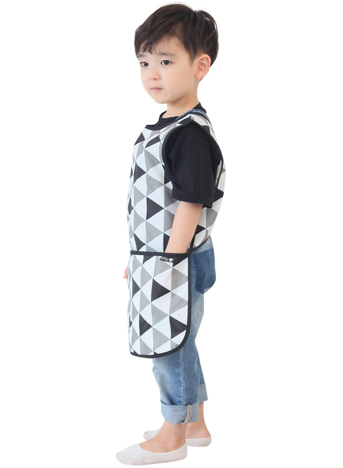 Plie Kids Painting Apron – Waterproof Art Smock for Toddlers & Preschoolers, Messy Play, Baking, Crafts, Cooking, Sensory Activities, Mealtime (Ages 1–10), Black Triangle (21-S)