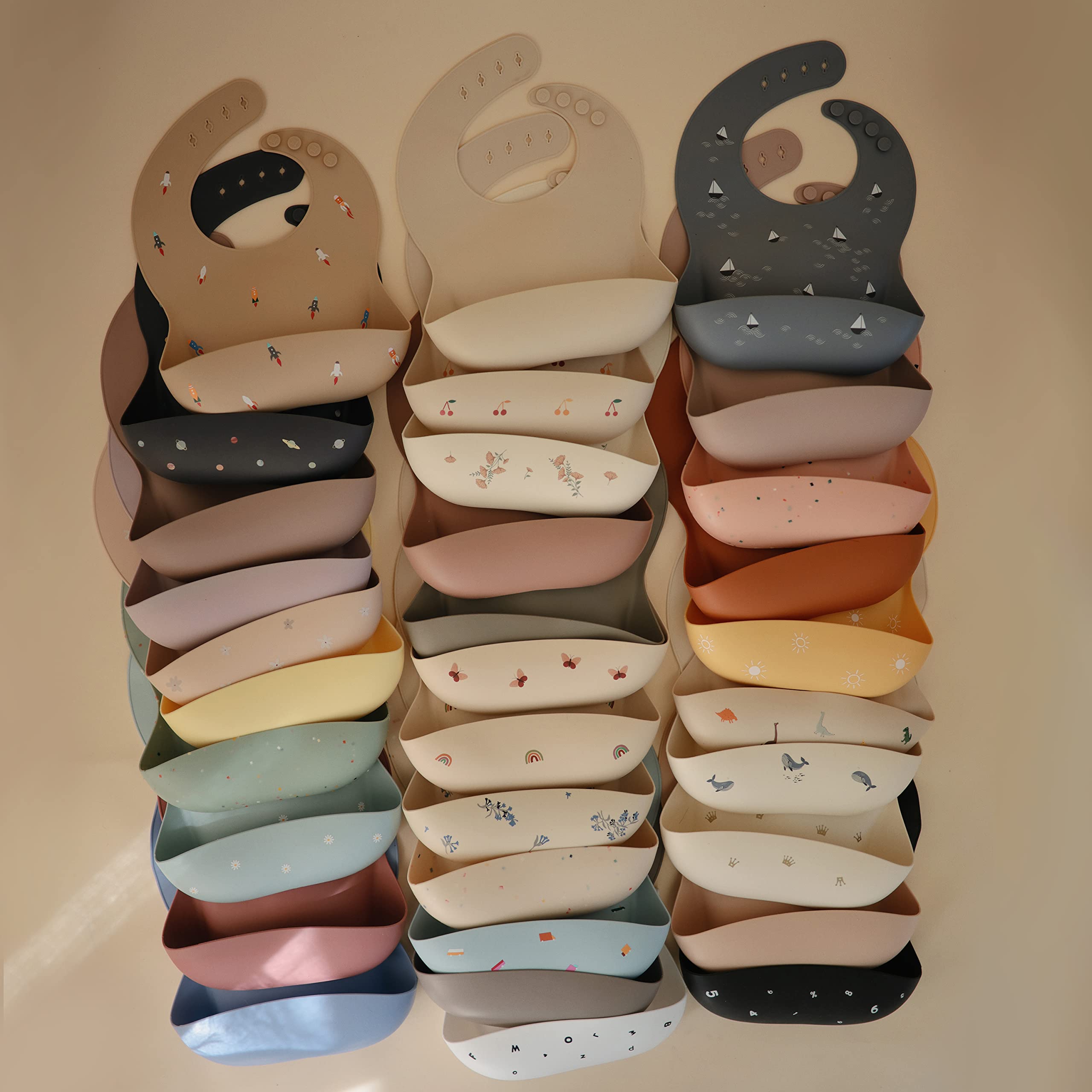 mushie Silicone Placemat for Kids | BPA-Free Non-Slip Design (Bows)
