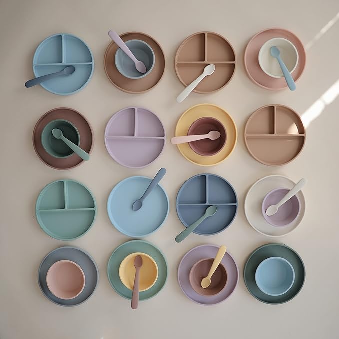 mushie Silicone Suction Plate | BPA-Free Non-Slip Design (Dried Thyme)