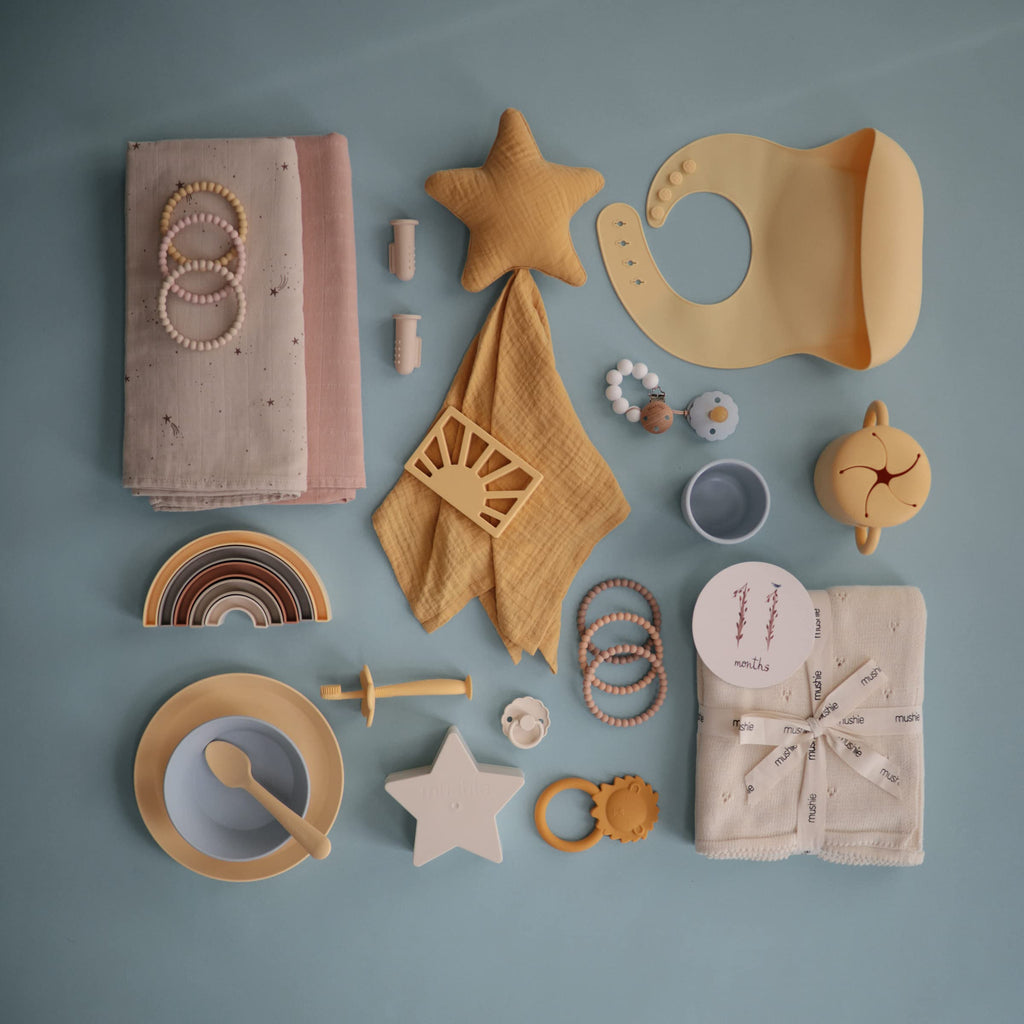 mushie Muslin Baby Swaddle Blanket | 100% Organic Cotton (Falling Stars)