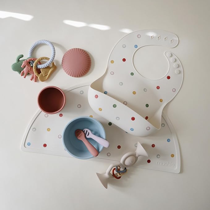 mushie Silicone Placemat for Kids | BPA-Free Non-Slip Design (Smiley Face)