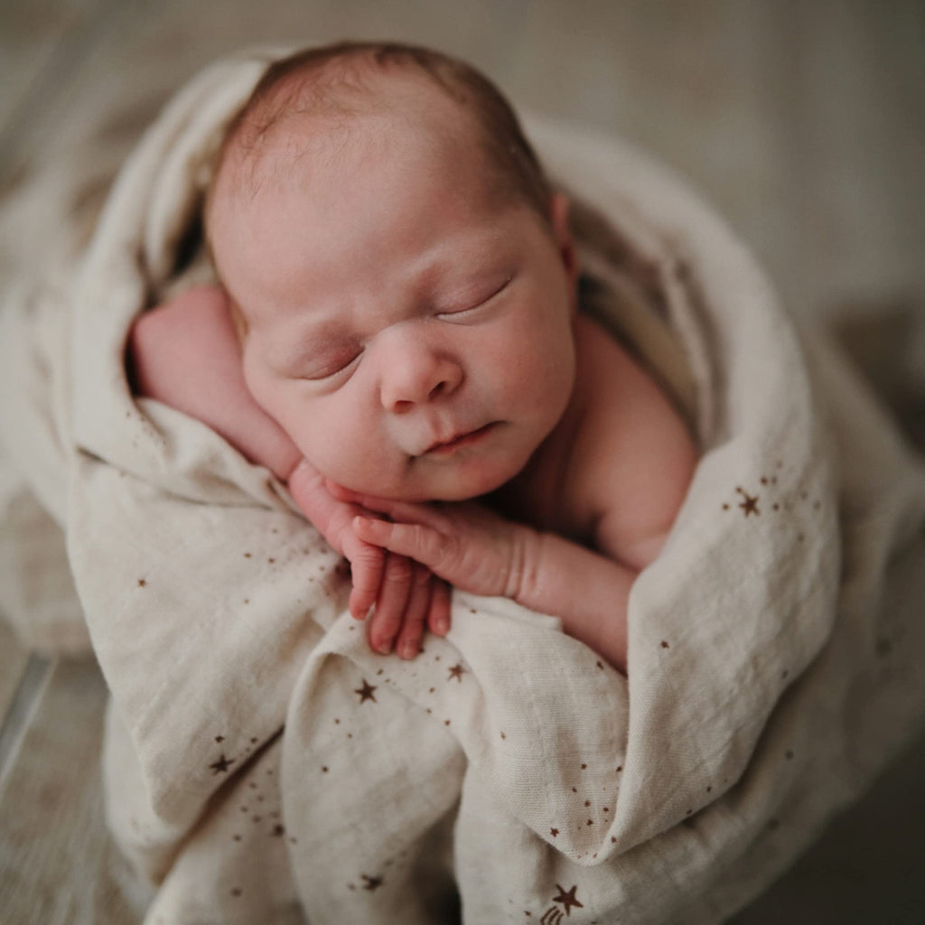 mushie Muslin Baby Swaddle Blanket | 100% Organic Cotton (Falling Stars)