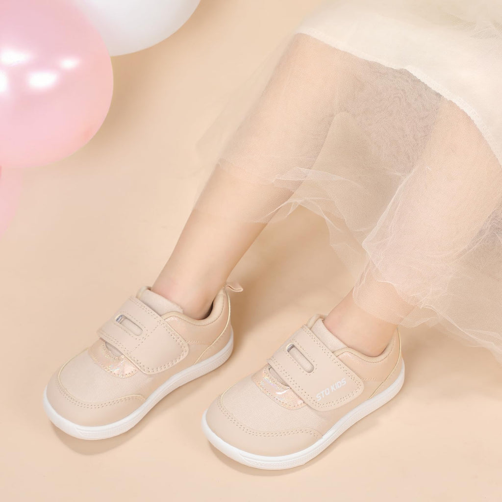 Baby Shoes Girl First Walking Sneakers Beige Glitter Little Kid Size 11