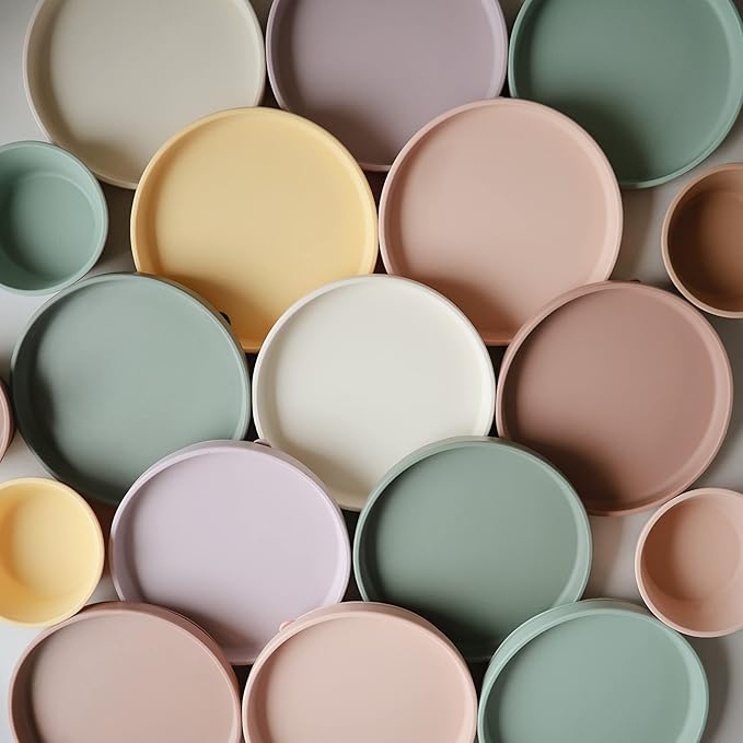 mushie Classic Silicone Suction Plate | BPA-Free Non-Slip Design (Natural)