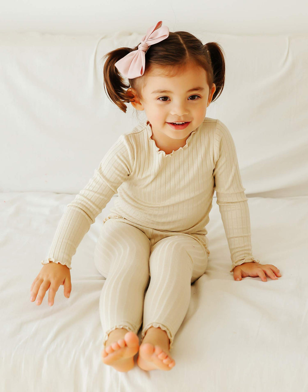 VAENAIT BABY Infant Toddler Kids Girls Long Sleeve Modal Sleepwear Pajamas 2pcs Set Shirring Ivory JS