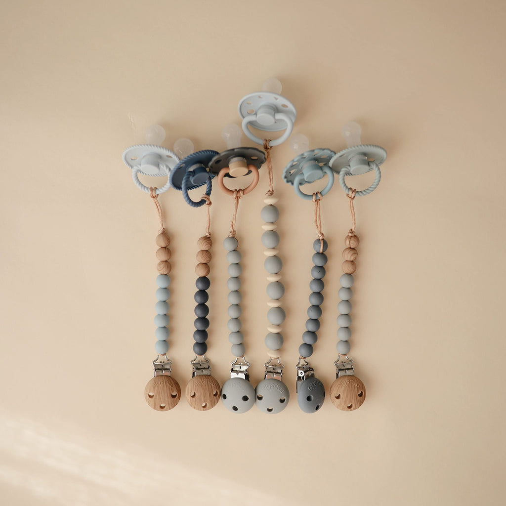 mushie 100% Silicone Baby Pacifier Clip BPA Free | Eva (Cloud)
