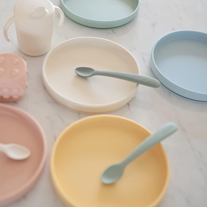 mushie Classic Silicone Suction Plate | BPA-Free Non-Slip Design (Daffodil)