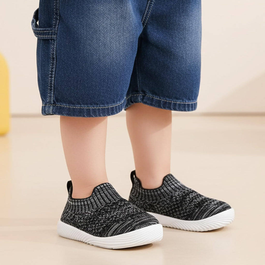 MORENDL Toddler Shoes Baby Walking Sock Shoes Non-Slip Breathable Boys & Girls Sneakers Infant Tennis Shoes Multi Black Size 9