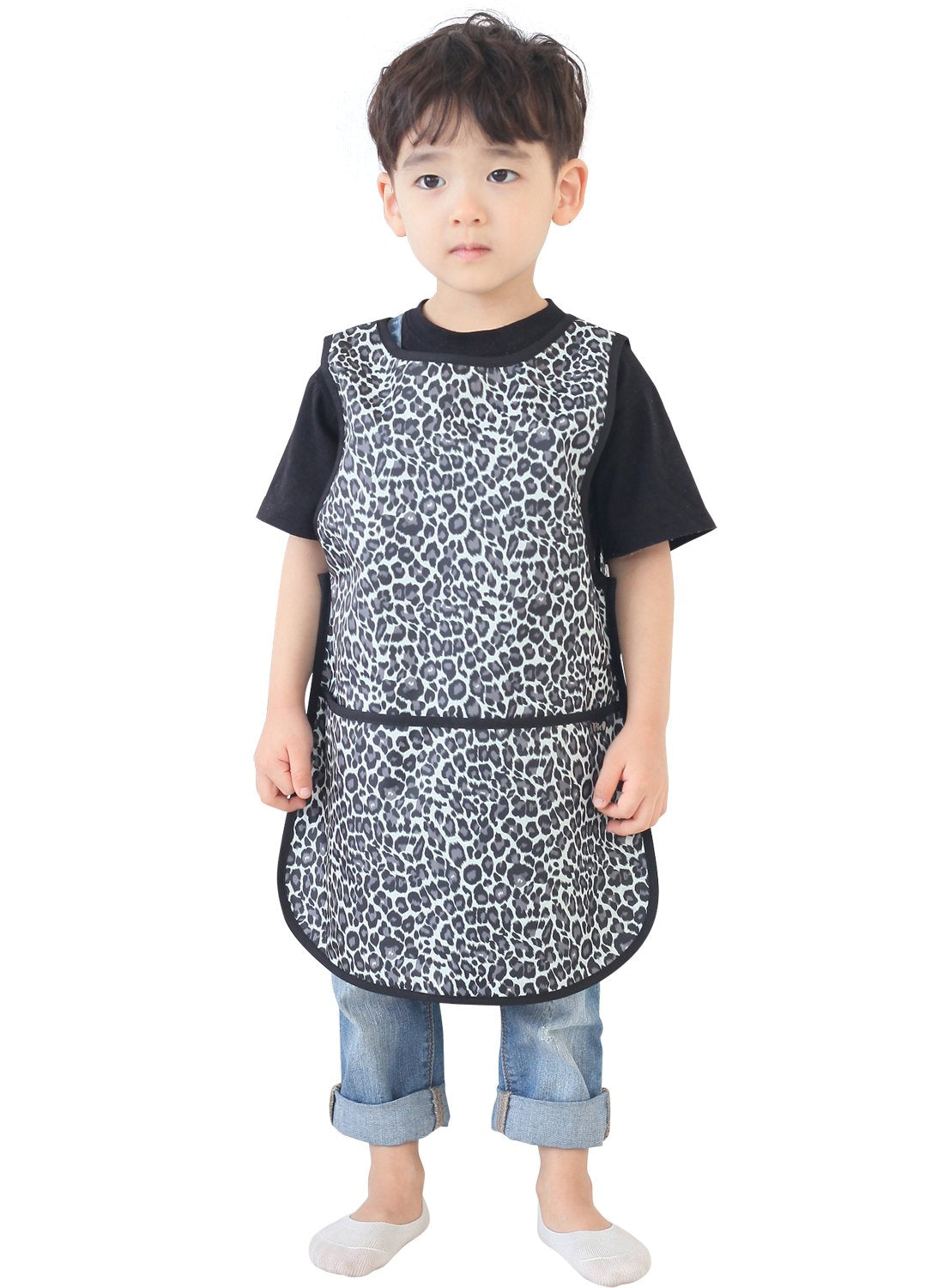 Plie Kids Painting Apron – Waterproof Art Smock for Toddlers & Preschoolers, Messy Play, Baking, Crafts, Cooking, Sensory Activities, Mealtime (Ages 1–10), Black Leopard (32-S)