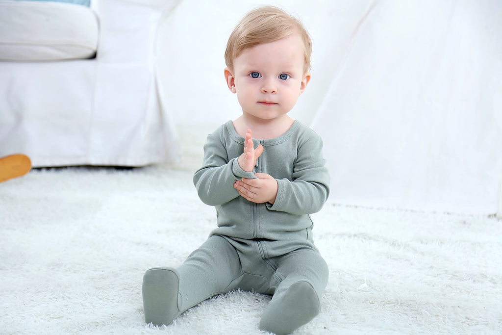 O2 BABY Baby Boys Girls Organic Cotton Zip Front Sleeper Pajamas, Footed Sleep 'n Play（12-18 Months, Sage）