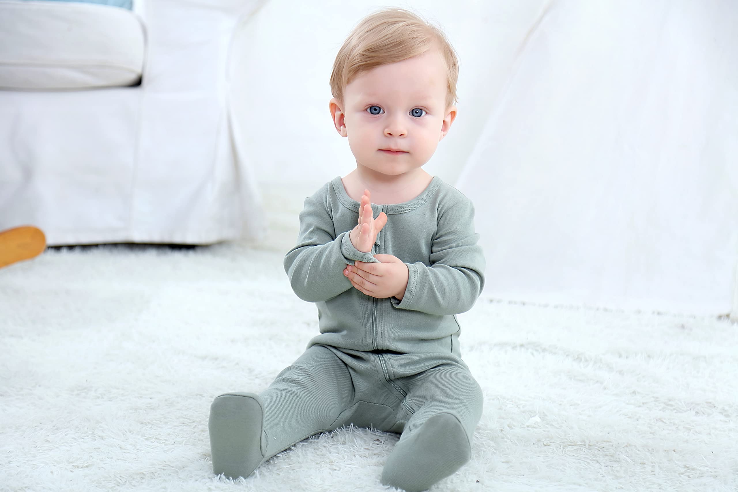 O2 BABY Baby Boys Girls Organic Cotton Zip Front Sleeper Pajamas, Footed Sleep 'n Play（Newborn, Sage）