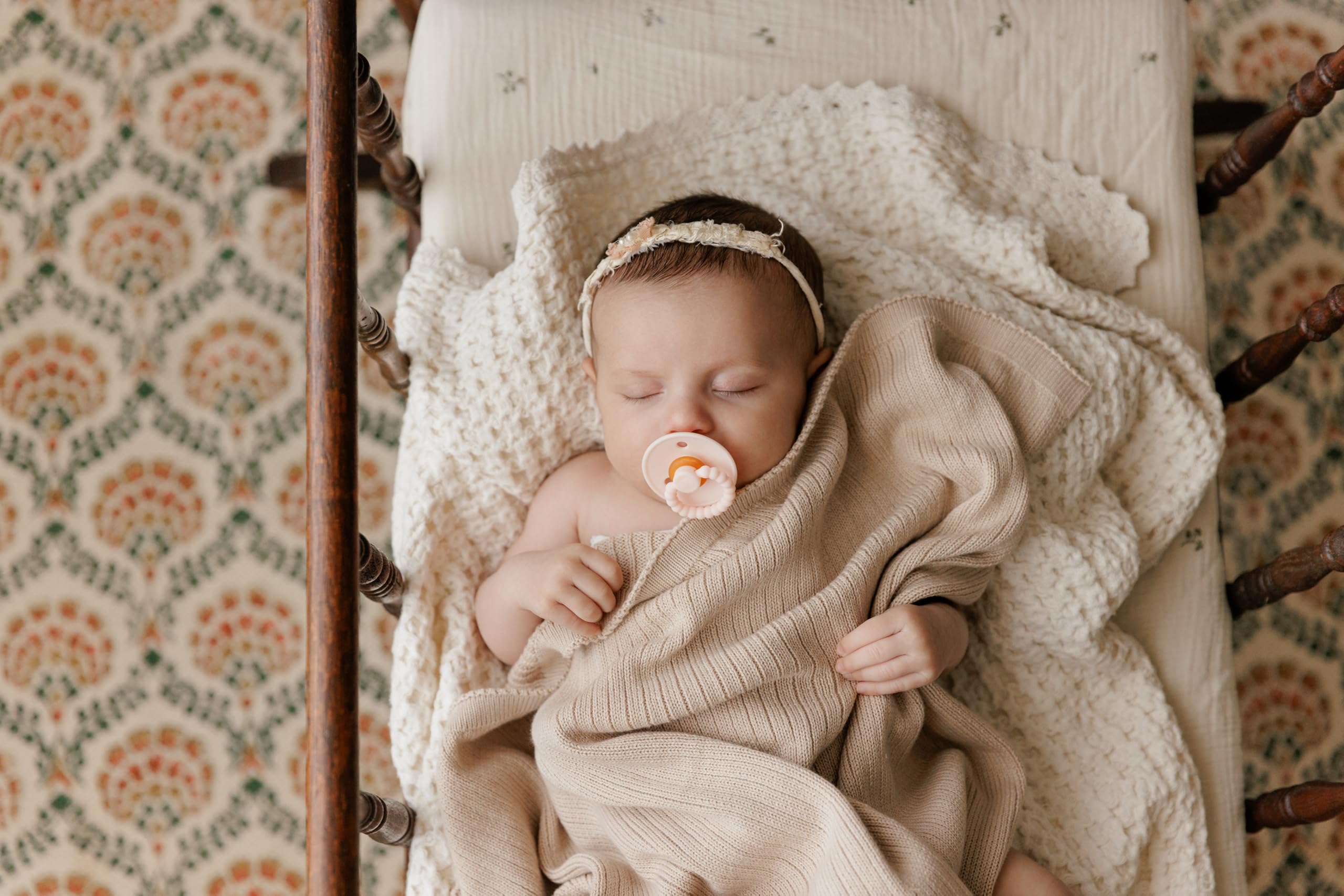 Luladream Pacifier - Natural Rubber Nipple - Soft Teething Handle - for Infants Baby's and Toddlers, 0-18 Months (Camel + Cream)