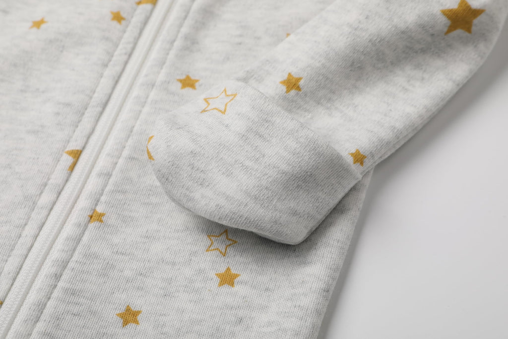 O2 BABY Baby Boys Girls Organic Cotton Zip Front Sleeper Pajamas, Footed Sleep 'n Play（0-3 Months, Star & Stripes）