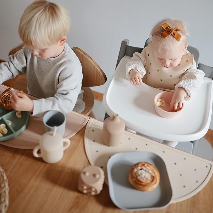 mushie Silicone Placemat for Kids | BPA-Free Non-Slip Design (White Daisy)