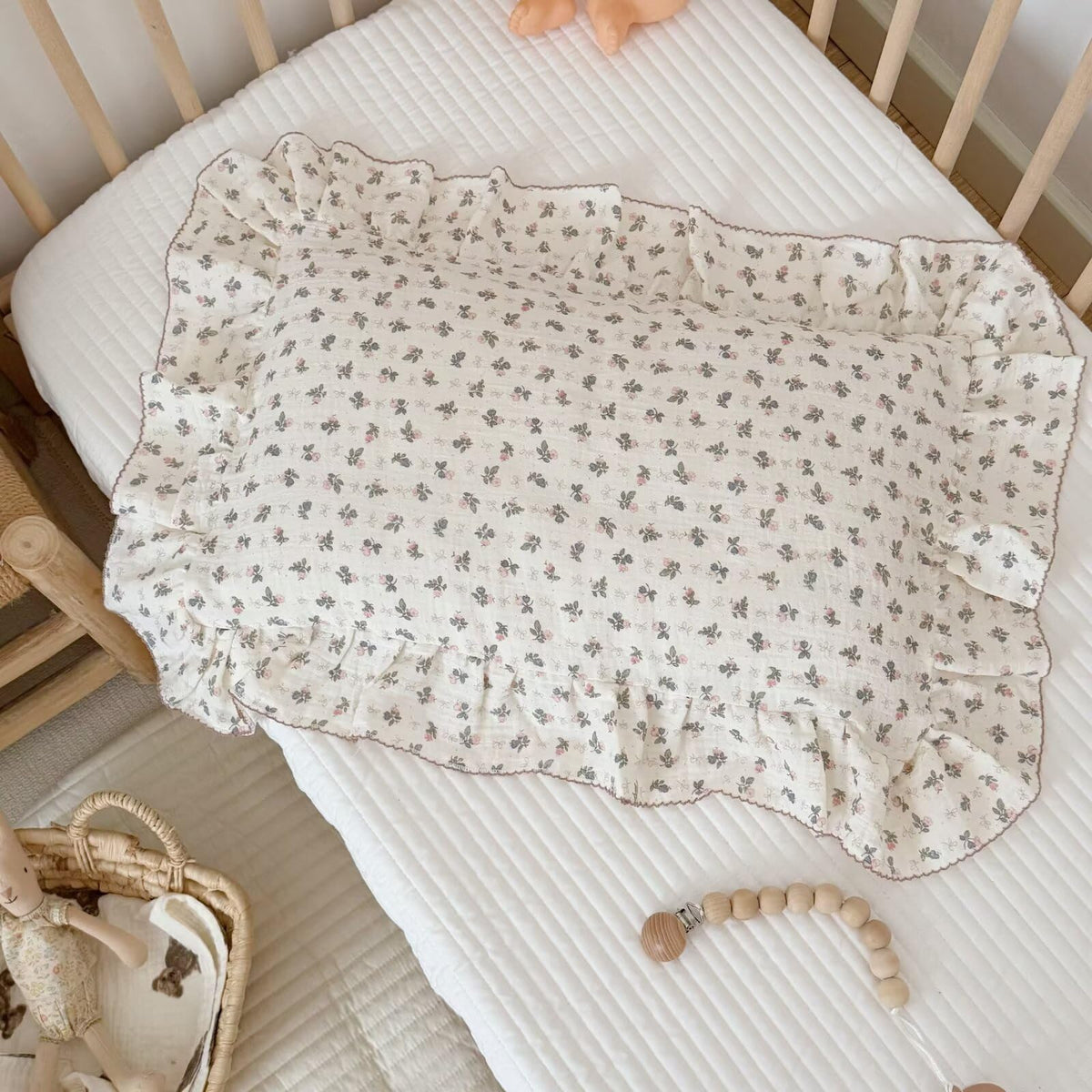 BuLuTu Muslin Toddler Pillowcase for Girls Boys, Sheep Pattern, 14"x20"
