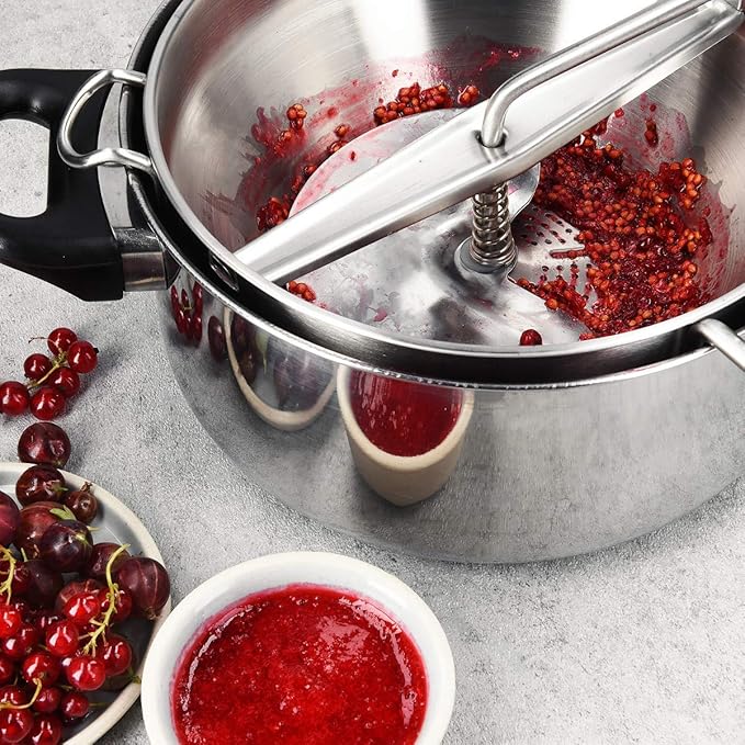 Navaris Food Mill - Stainless Steel Food Mill 1.26-Quart with Hand Crank and 3 Grinding Discs - Grind & Puree Tomato Sauce, Mashed Potatoes - or for Canning Applesauce