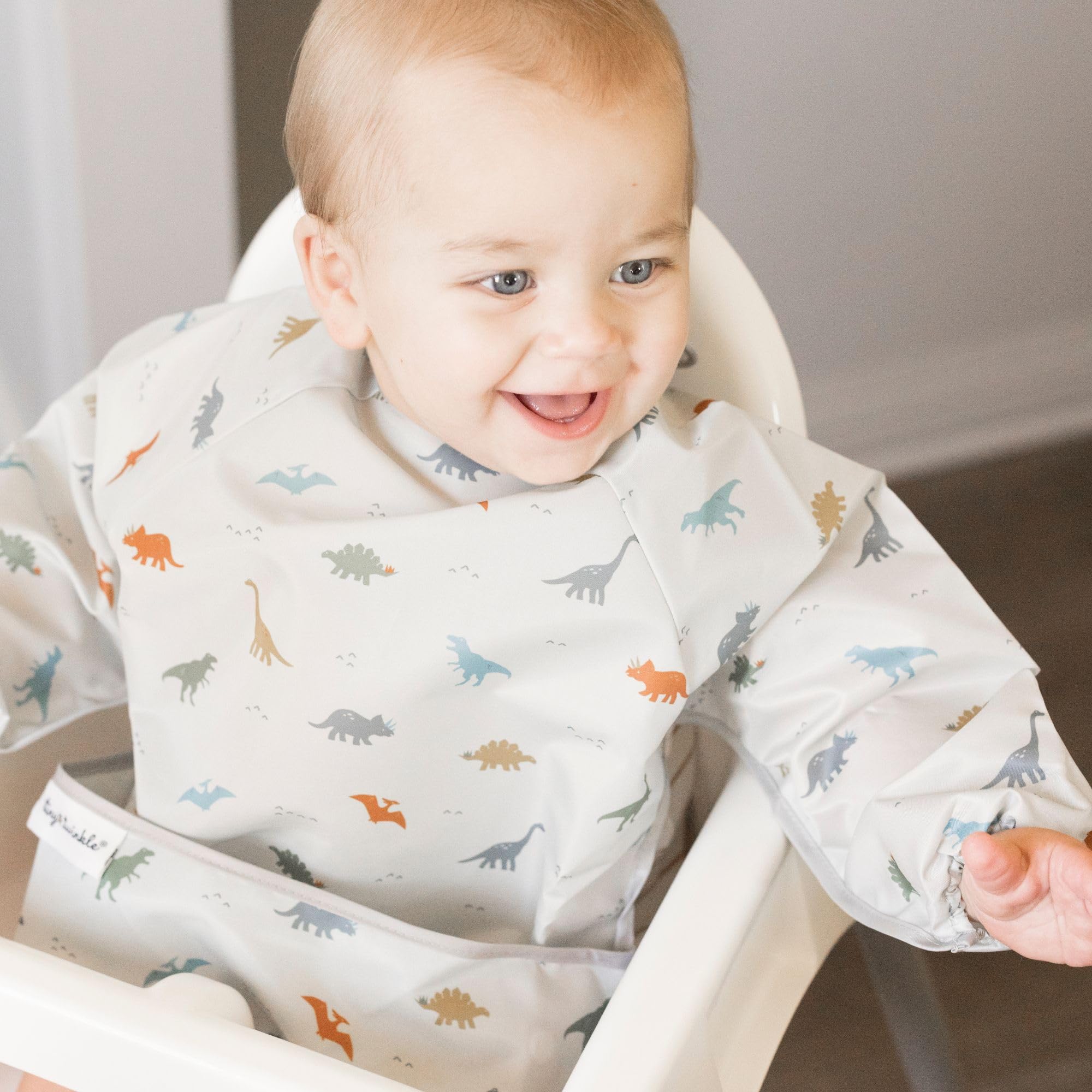 Tiny Twinkle Long Sleeve Bib for Babies & Toddlers | Waterproof Smock Bib for Eating | Machine Washable & Mess-Proof Feeding Essentials | Newborn Shower Gift (Dinosaur, 6–24M)