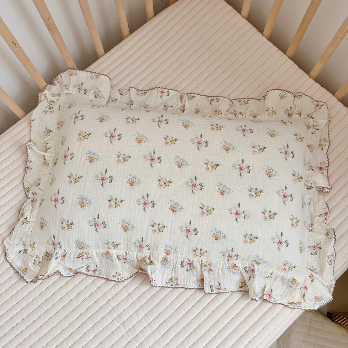 BuLuTu Muslin Toddler Pillowcase for Girls Boys, Sheep Pattern, 14"x20"