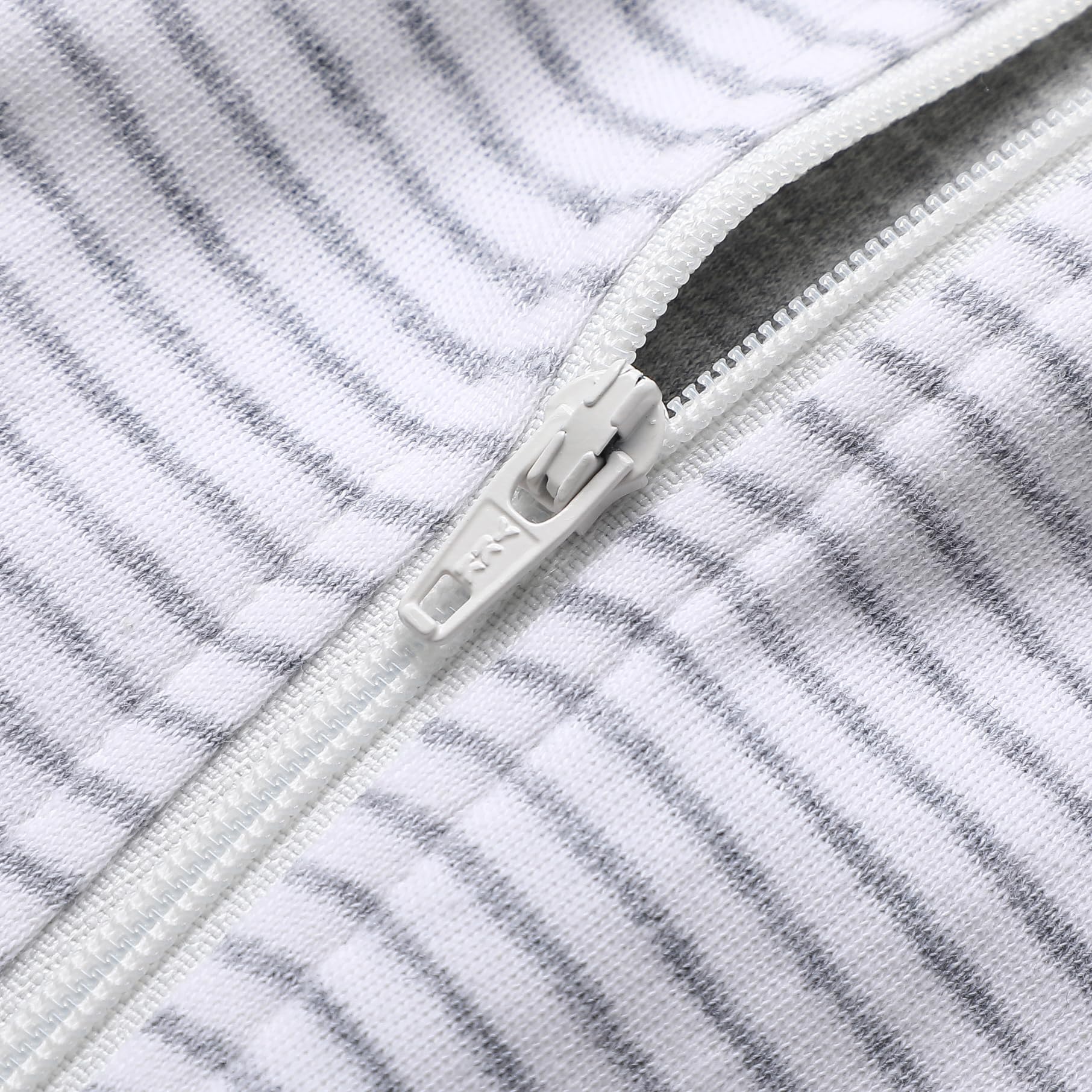 O2 BABY Baby Boys Girls Organic Cotton Zip Front Sleeper Pajamas, Footed Sleep 'n Play（12-18 Months, Dragon & Strips & Grey Melange）