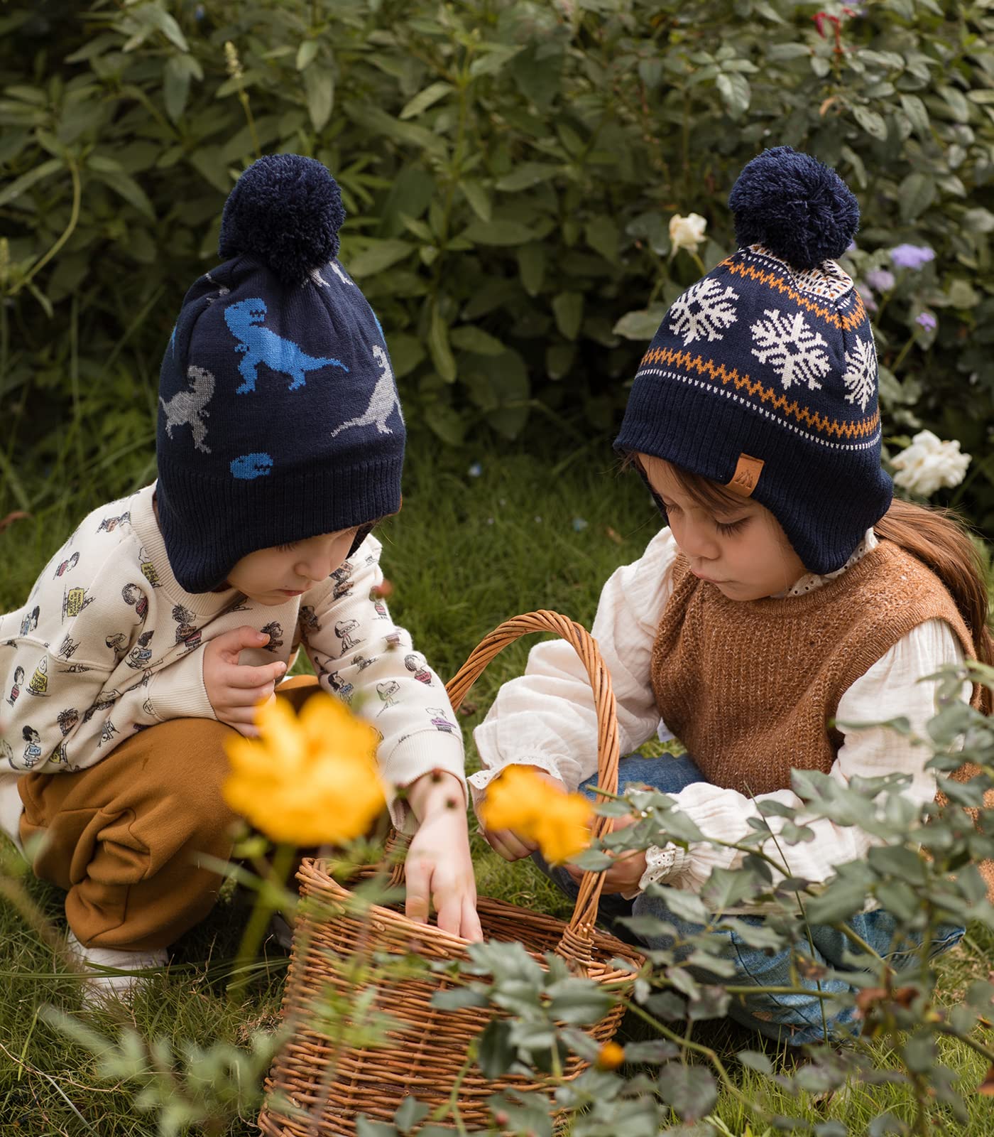 LMLALML Boys Winter Hat - Kids Knit Warm Fleece Lined Beanie with Pom Pom