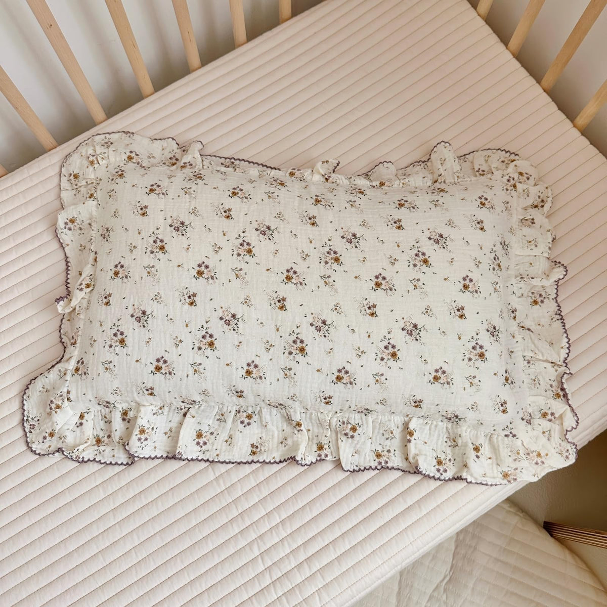 BuLuTu Muslin Toddler Pillowcase for Girls Boys, Sheep Pattern, 14"x20"
