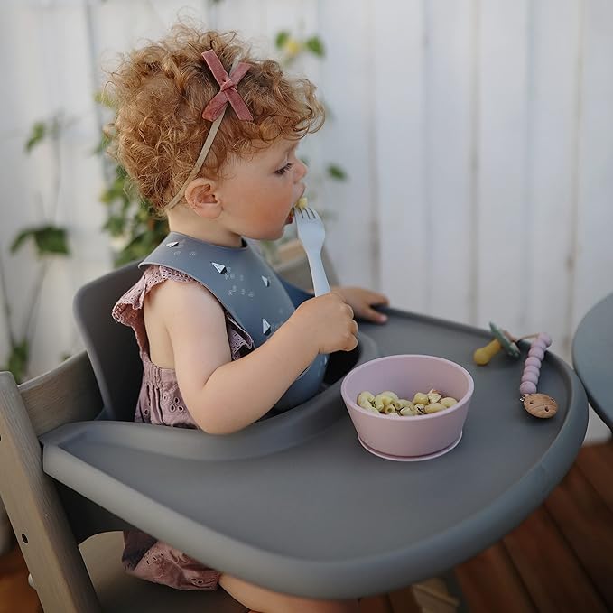 mushie Silicone Suction Bowl | BPA-Free Non-Slip Design (Soft Lilac)