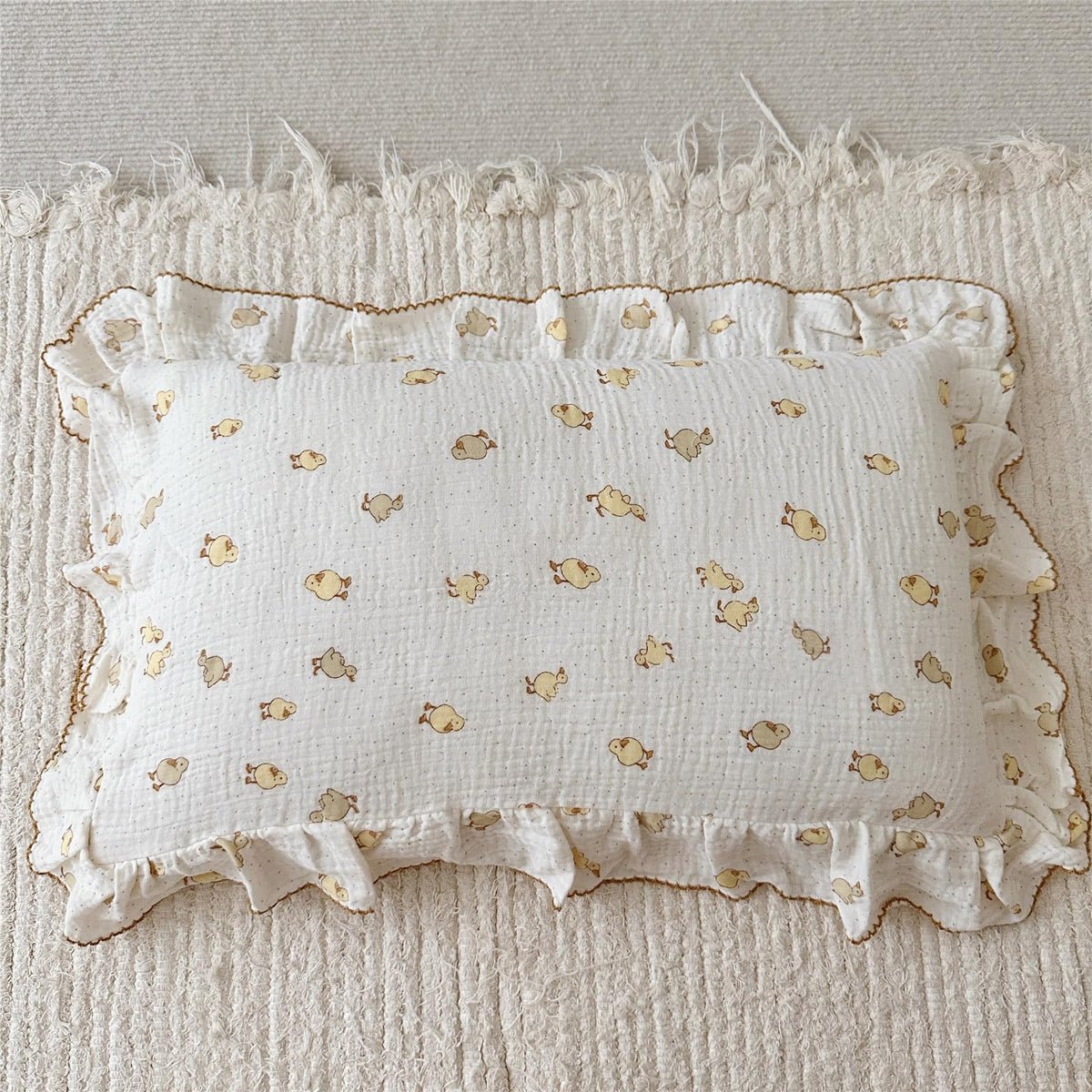 BuLuTu Muslin Toddler Pillowcase for Girls Boys, Sheep Pattern, 14"x20"