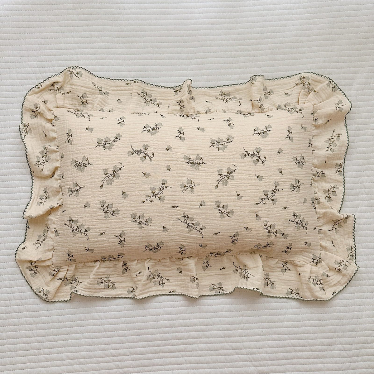 BuLuTu Muslin Toddler Pillowcase for Girls Boys, Sheep Pattern, 14"x20"
