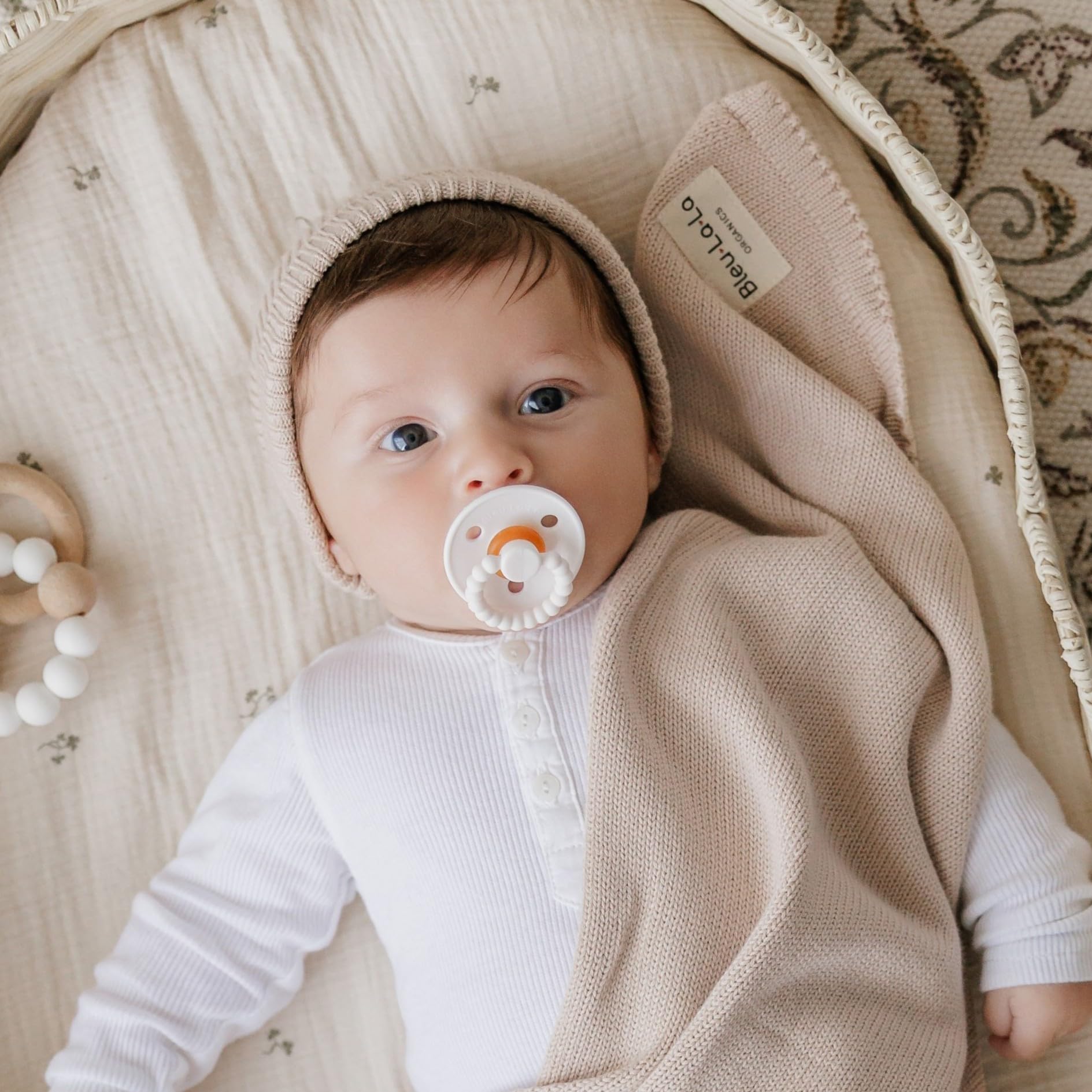 Luladream Pacifier - Natural Rubber Nipple - Soft Teething Handle - for Infants Baby's and Toddlers, 0-18 Months (Camel + Cream)