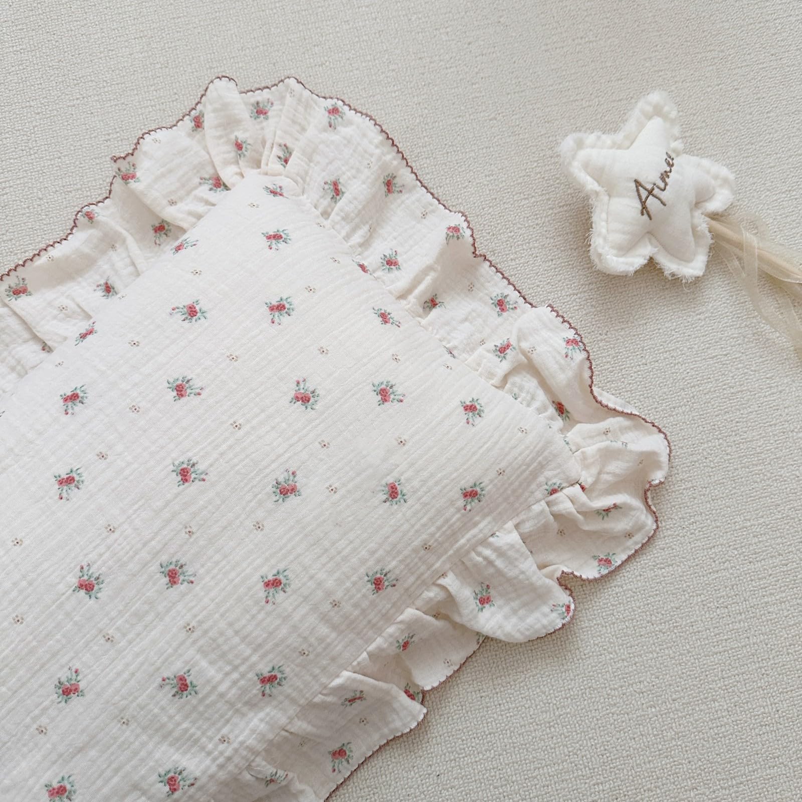 BuLuTu Toddler Pillowcase Cotton Muslin Kids Pillow Cases with Envelope Closure Soft Pillow Protectors Toddler Boys Girls Small Pillow Covers for Sleeping Traveling, 1 Piece,Berry Pattern,14"x20"