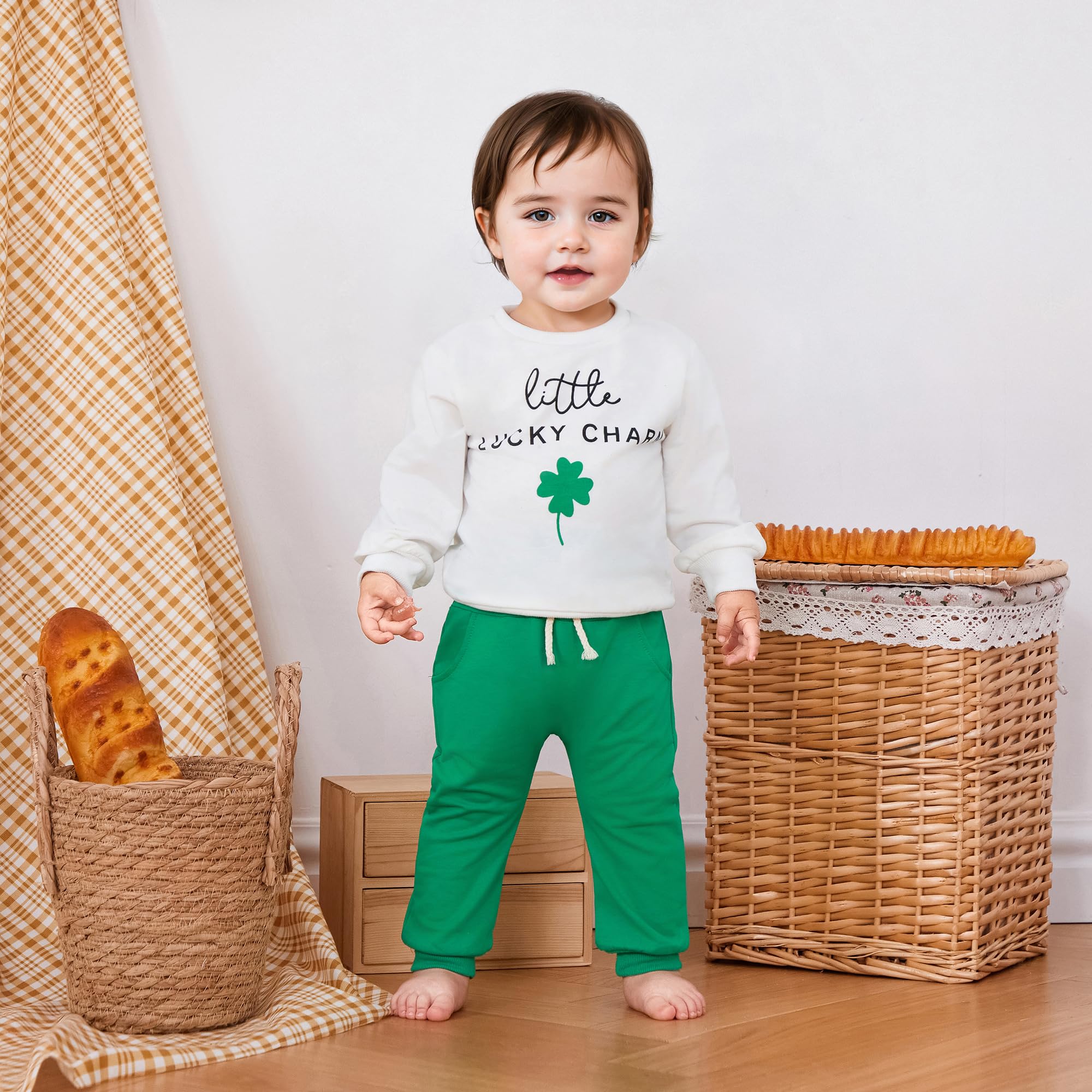 Kupretty Baby Boy St. Patrick Outfit Lucky Sweatshirt Pants Green 12-18M