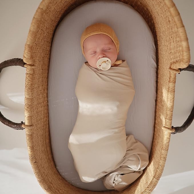FRIGG Rope Natural Rubber Baby Pacifier | Made in Denmark | BPA-Free (Honey Gold/Portobello, 6-18 Months)