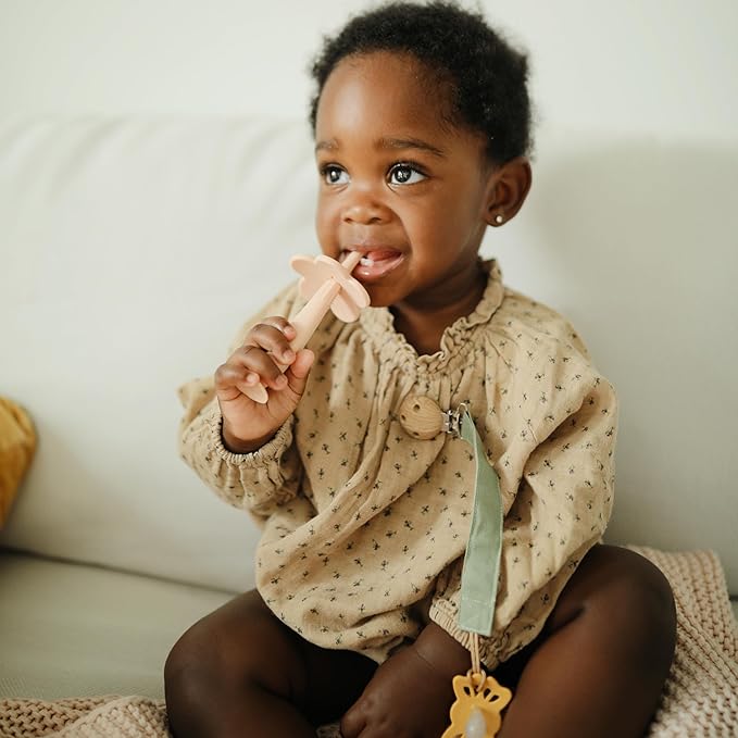 mushie Linen Baby Pacifier Clip Holder | Soft Fabric Strap, 2-Pack (Olive/Shifting Sand)