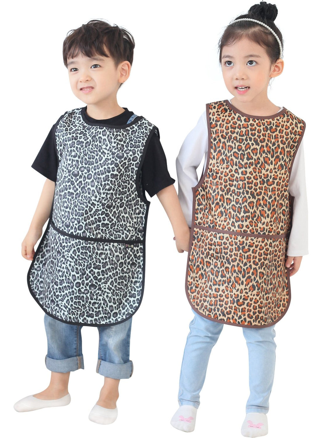 Plie Kids Painting Apron – Waterproof Art Smock for Toddlers & Preschoolers, Messy Play, Baking, Crafts, Cooking, Sensory Activities, Mealtime (Ages 1–10), Black Leopard (32-XL)
