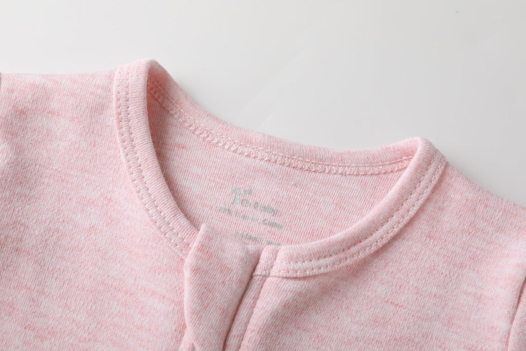 O2 BABY Baby Boys Girls Organic Cotton Zip Front Sleeper Pajamas, Footed Sleep 'n Play（6-12 Months, Pink Melange & Strawberry）