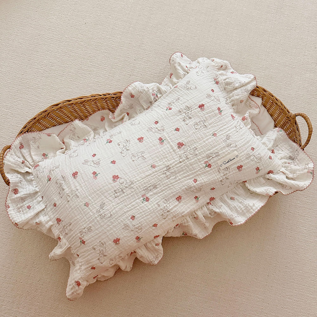 AOJIM Muslin Cotton Kids Pillowcase with Azalea Patterns, Lightweigth Soft Crib Nursery Pillowcase 1PC for Boys Girls, Floral Print Toddler Bedding for Room Decor, Machine Washable, 26x20 Inches