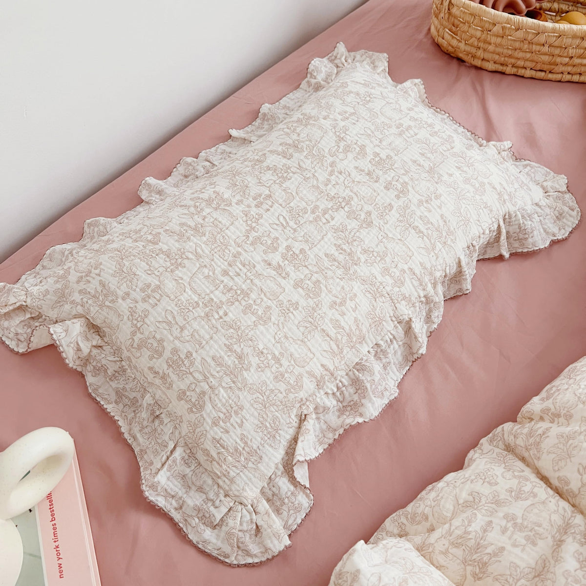 BuLuTu Muslin Toddler Pillowcase for Girls Boys, Sheep Pattern, 14"x20"